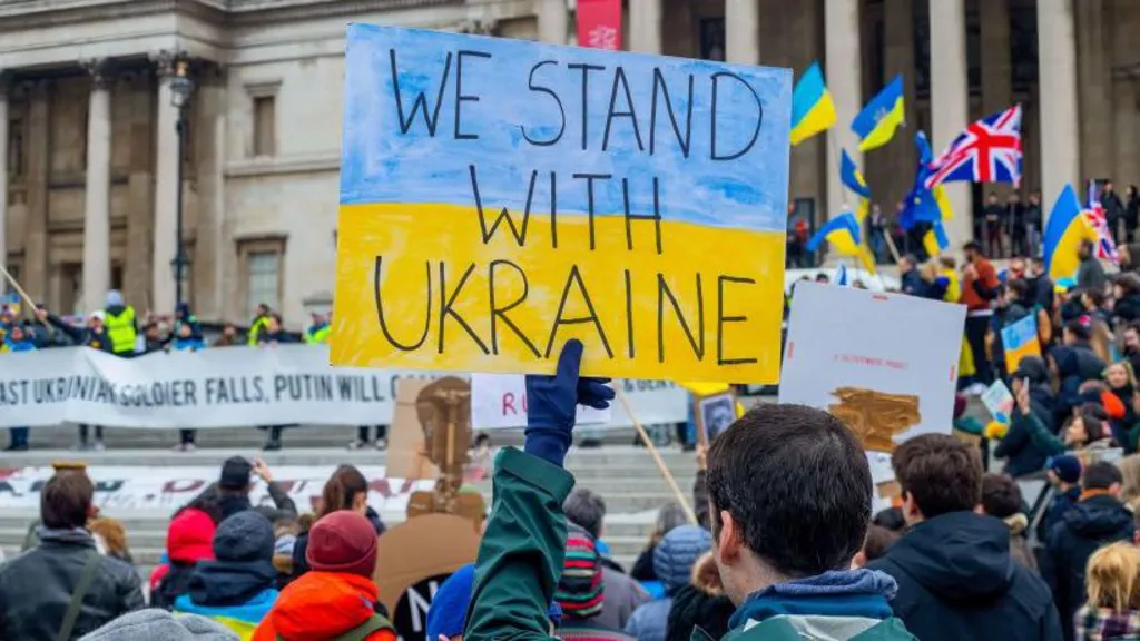 Ukrainians lose out on jobs and homes over visa uncertainty