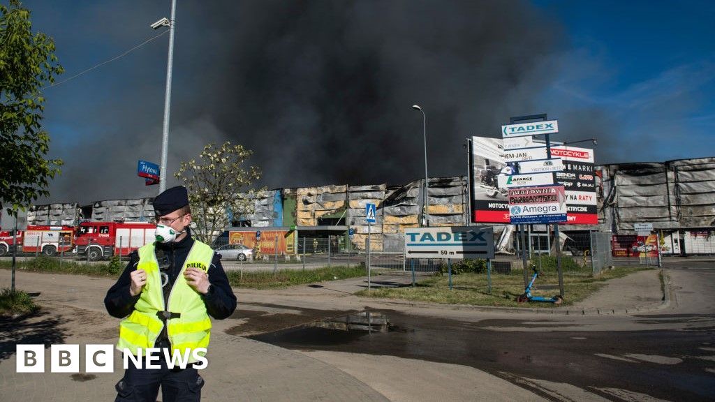 Poland says Russia recruited arsonists for Warsaw fire on social media
