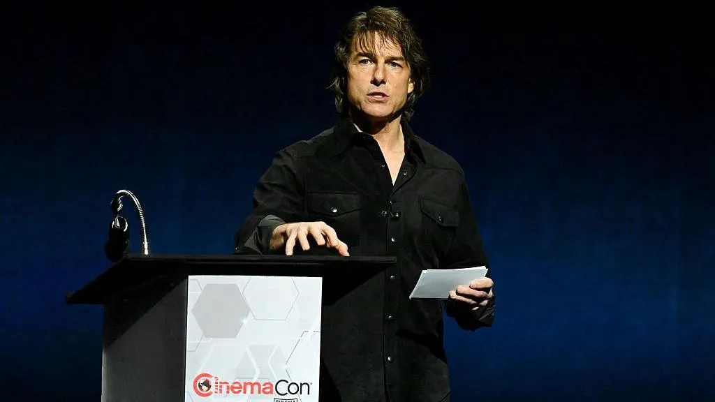 &#039;Grateful and honoured&#039;: Tom Cruise pays tribute to Val Kilmer