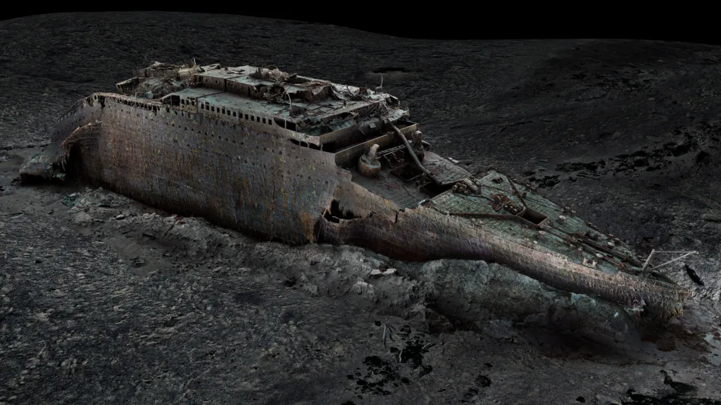 Titanic scan reveals ground-breaking details of ship&#039;s final hours