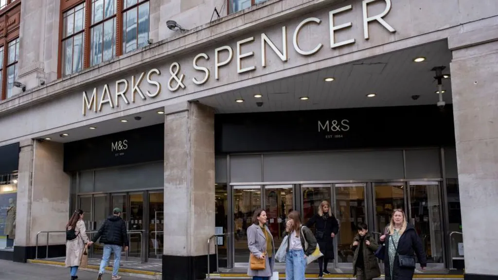 M&S online disruption a &#039;bruise&#039; to reputation, analyst says
