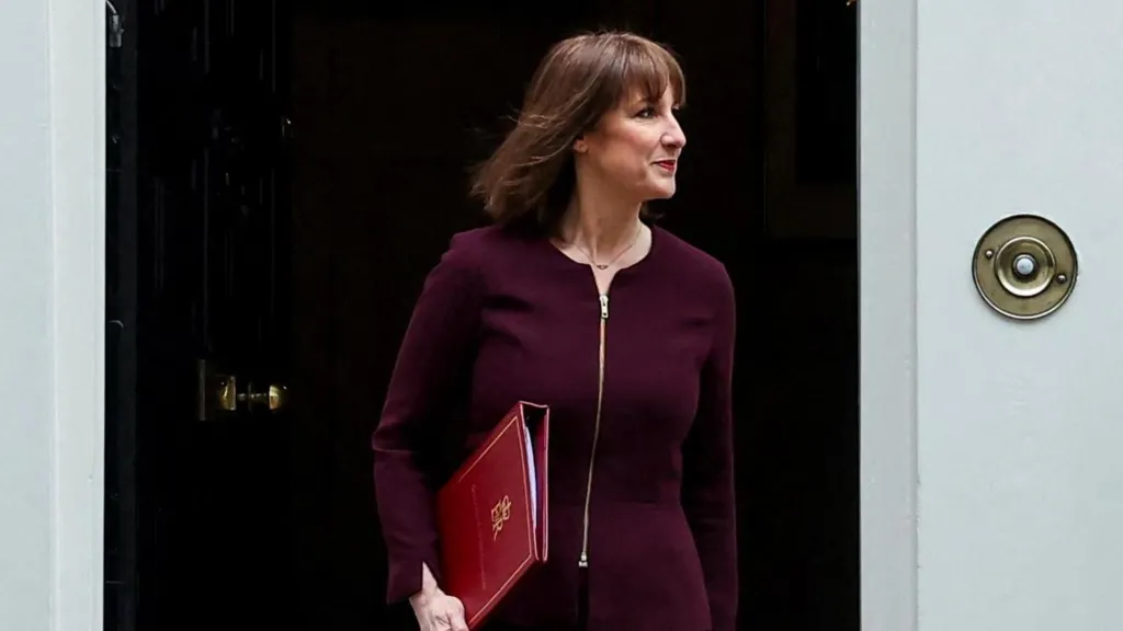 Reeves squeezes benefits as 2025 growth forecast halved