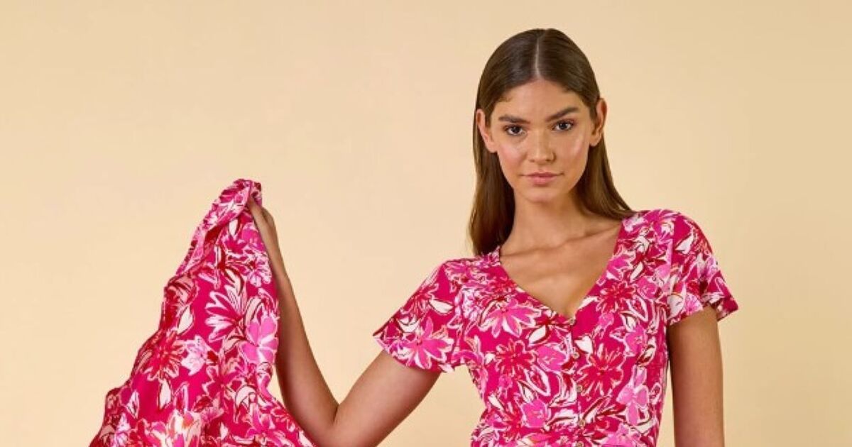 Roman&#039;s &#039;perfect cruise dress&#039; that &#039;always receives compliments&#039; is a real find