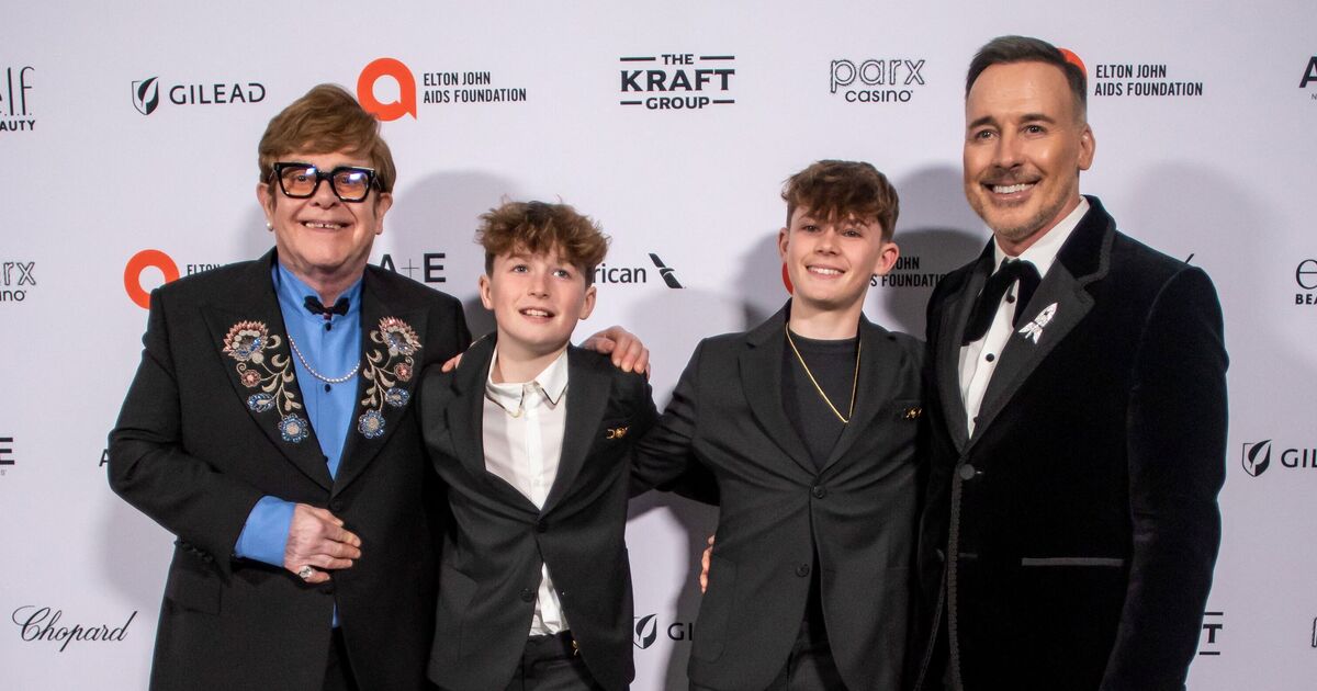 Elton John &#039;distressed&#039; as deteriorating health affects young sons