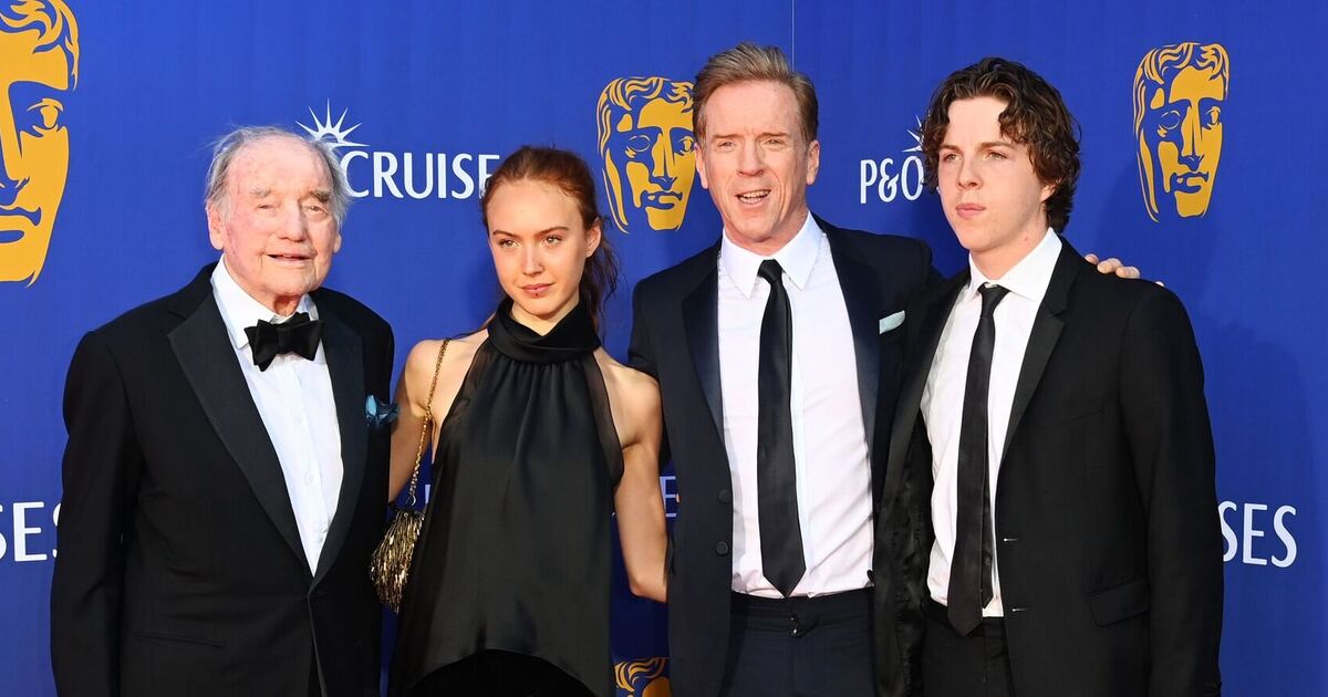 Damian Lewis makes rare appearance with kids at BAFTAs 4 years after Helen McCrory’s death