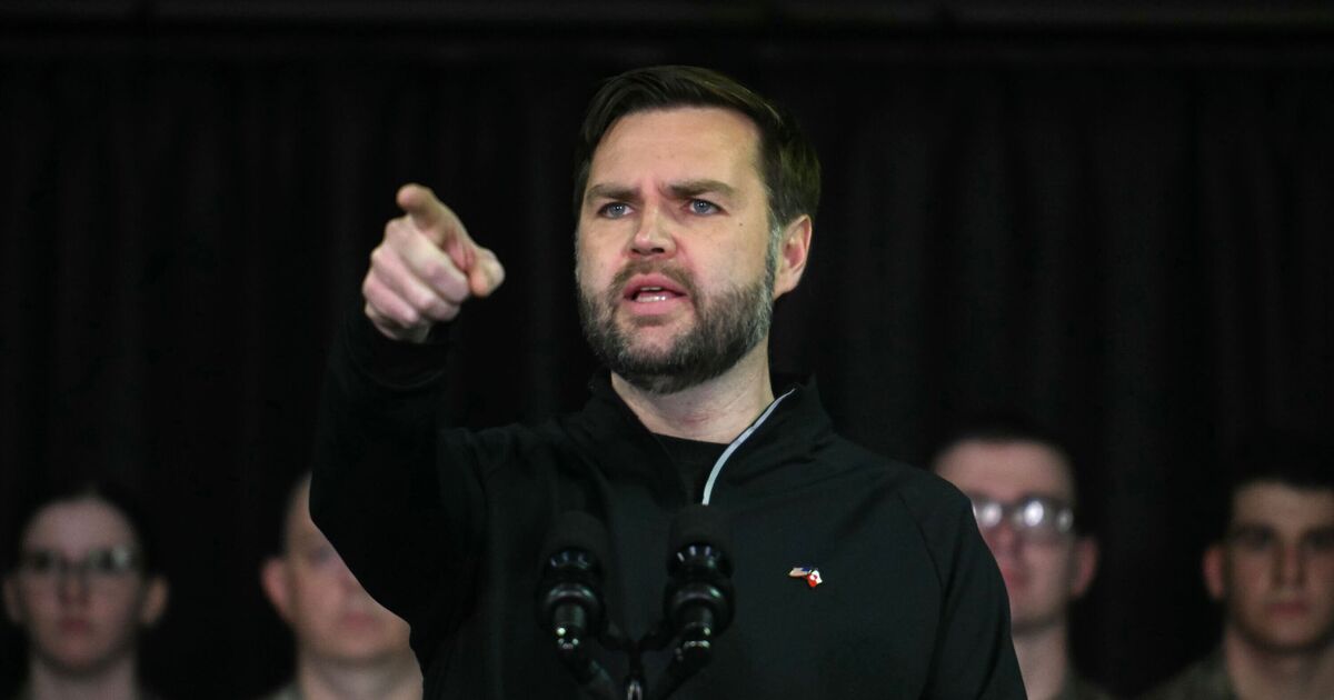 JD Vance branded &#039;pathetic copy&#039; of Zelensky for embarrassing error in Greenland