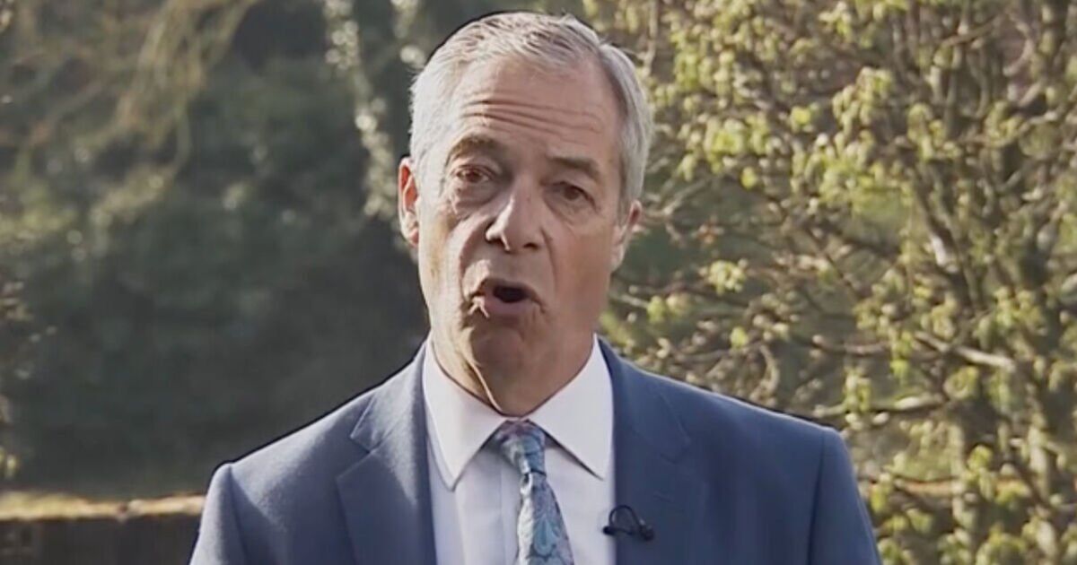 Nigel Farage sends offer to Keir Starmer as Donald Trump threatens new tariff bombshell