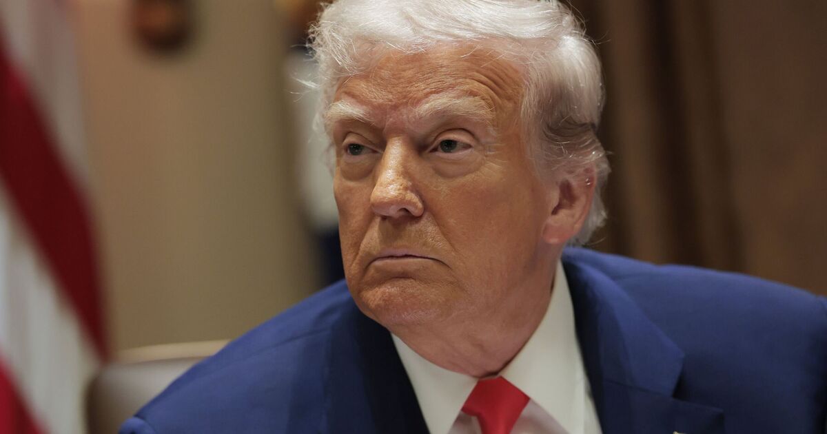 Trump warns Keir Starmer there&#039;ll be NO special deals in fresh blow for UK
