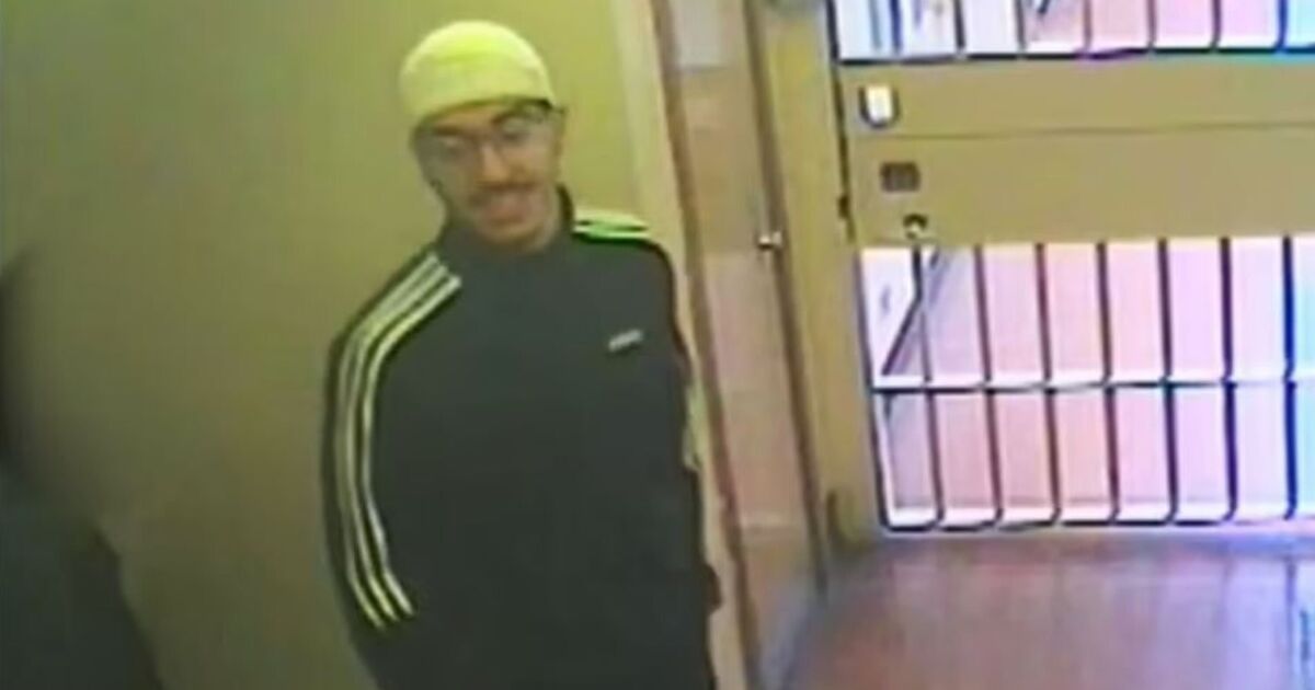 Manchester arena terrorist pictured &#039;silent and grinning&#039; as he attacked prison officers