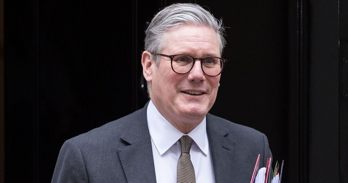 Keir Starmer heads to Paris for &#039;coalition of the willing&#039; meeting with Emmanuel Macron