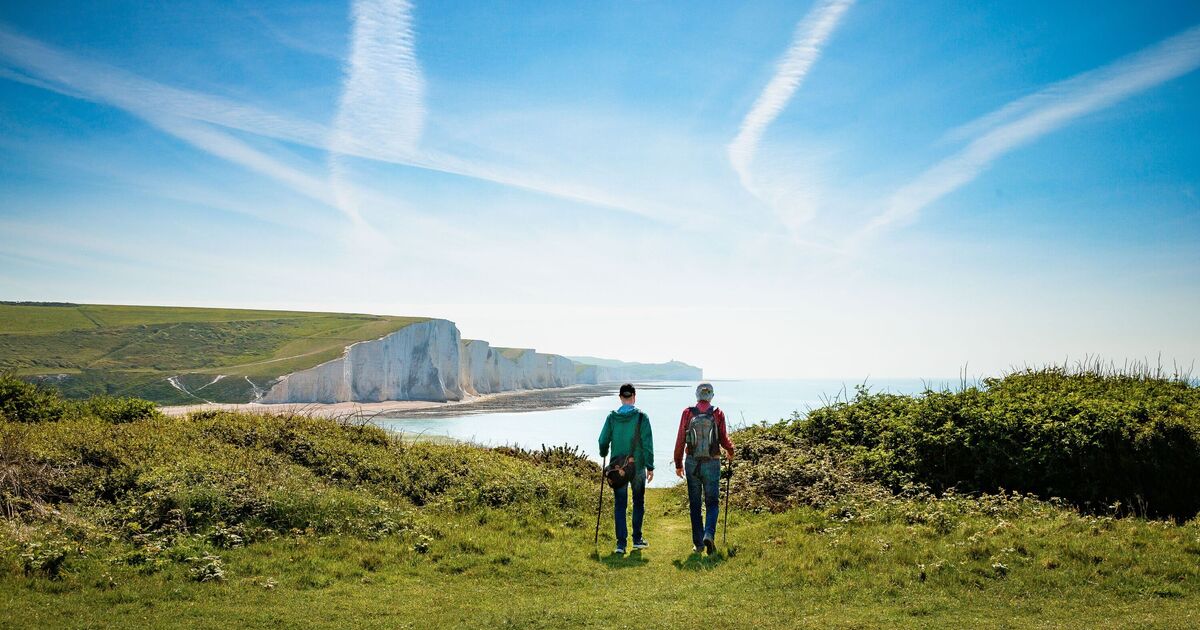 Three UK coastal walks with beautiful clifftop views that don&#039;t require a car to get to