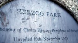 Council removes proposal to rename park named after former president of Israel
