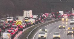 M4 traffic LIVE: Rush hour misery as 2 crashes spark closures and delays on major motorway