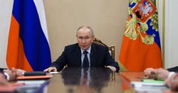 Paranoid Putin activates 'kill switch' on his security forces as Kremlin coup fears grow