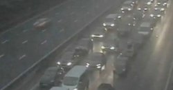 M3 traffic LIVE: Major motorway to be shut for hours as police and paramedics swarm area