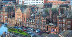 Armed police swarm Leeds General Infirmary as man injured in 'shooting'