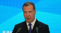 WW3 fears explode as Putin crony makes 'insane' Trump claim - 'Any event could trigger it'