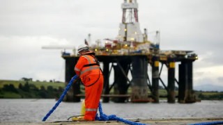 Trade body urges UK to back North Sea drilling amid spike in global energy risks