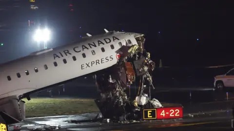 Air Canada Regional Jet Collides With Fire Truck, Shuts Down LaGuardia